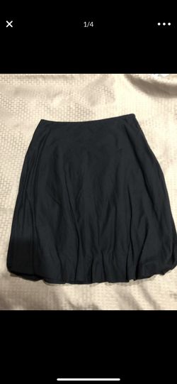 Calvin Klein Black balloon skirt size 4 women’s small