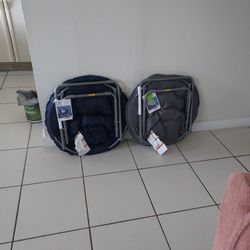 new chair KIDS SAUCER CHAIR SILLA REDONDA PARA NIÑOS  23.5 IN .X 20.5 IN X 22 .45 IN  $25 Each 