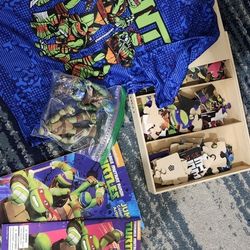 TMNT Lover Bundle! Shirt Sz 6/7 Puzzle Toys Clothing Books 