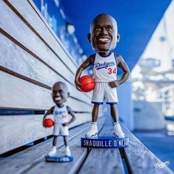 Dodgers shaq  o Neil bobble head BRAND NEW IN HAND