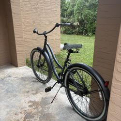 Huffy Cruiser Bike (Needs Both Tires )