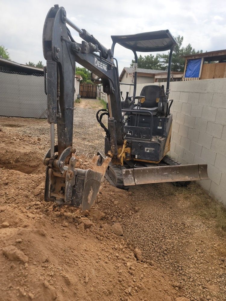 Excavator 17g