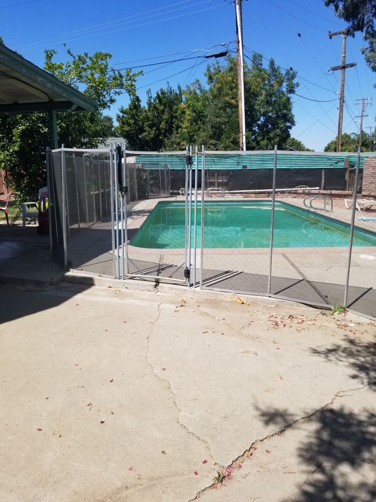 Pool Gate