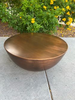 Copper metallic round coffee table ( can deliver for $10 )