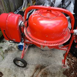 CEMENT MIXER