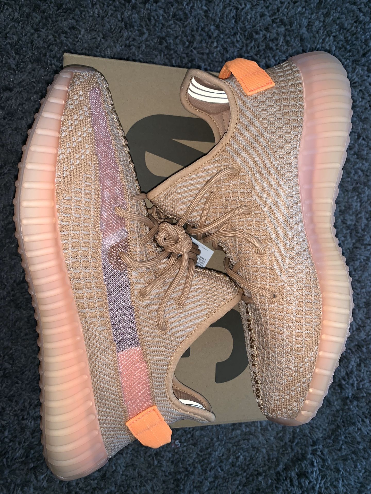 Adidas Yeezy v2 Clay size 9.5