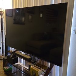 TCL Roku TV 85" 