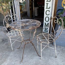 Bel Air 1960s Metal Table Two Chair’s