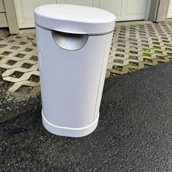 Diaper Bin