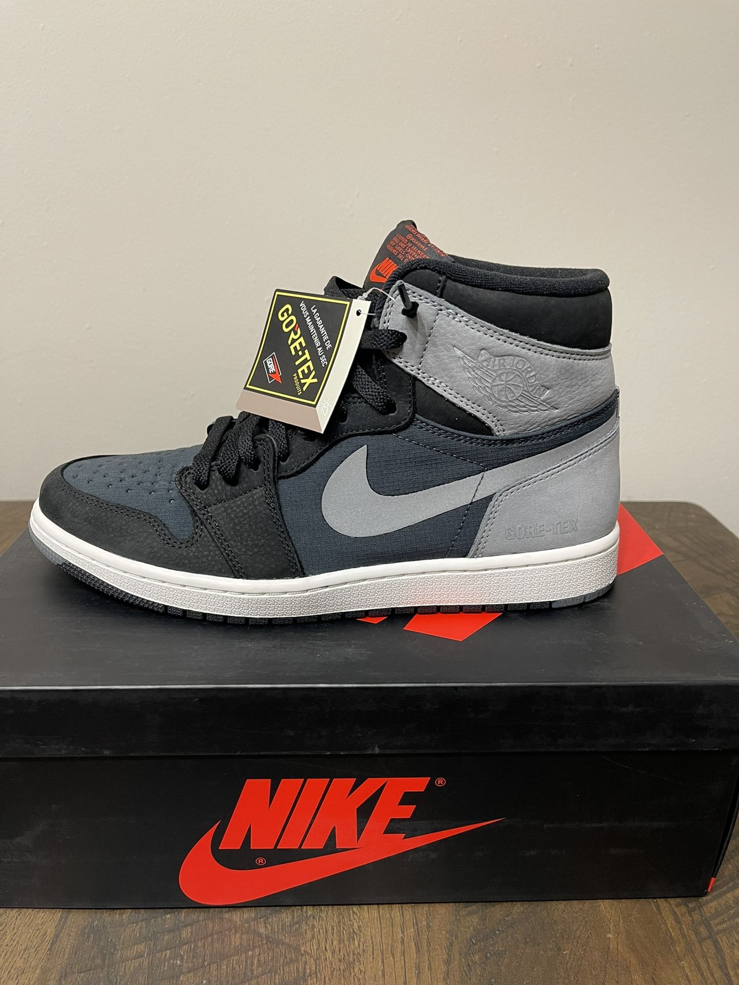 Jordan 1 High 9.5  “Gore-Tex” 