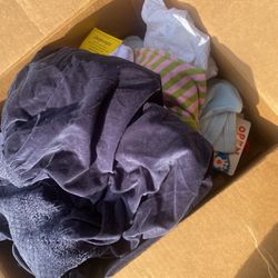 Small Box Of Baby & Small Kids Clothes 