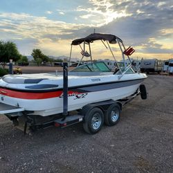 2000 Toyota S22 Epic Wakeboard Boat Seats 10
