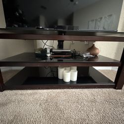 FREE-Universal Heavy-Duty TV Stand/Mount  (Fits 32–70” TVs)