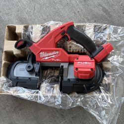 M18 FUEL 18V Lithium-Ion Brushless Cordless Compact Bandsaw (Tool-Only) 