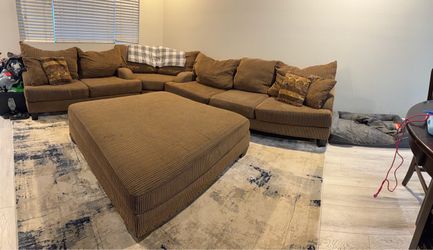 Living Room Sectional & Dining Set – Selling Together