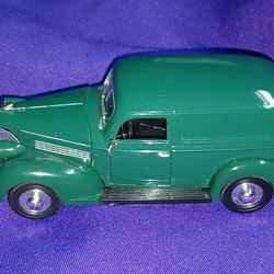 National Motor Museum Mint 1:32 scale diecast model of a 1939 Chevy Sedan Delivery Loose