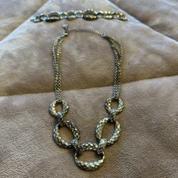 Silver-Tone Hammered Link Jewelry Set - Chunky Necklace & Bracelet