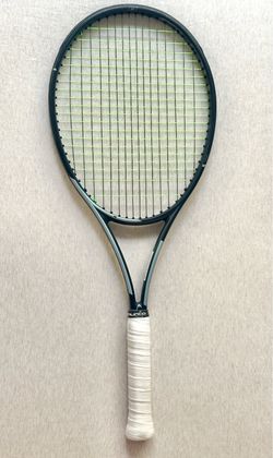 Head Gravity MP 2023 Auxetic Grip 4 3/8 size 3 Tennis Racket