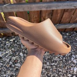 Adidas Yeezy Slide Flax (Size 10)