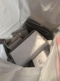 wallet & makeup