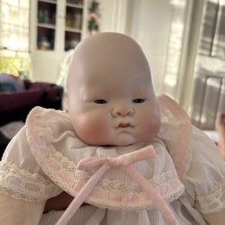 Vintage And Porcelain Dolls 