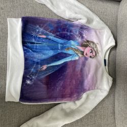 Girls Size 4 Sweaters And Sweatshirt