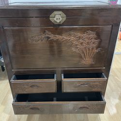 Storage Chest W/ 3 Drawers 