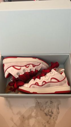 RED LAVINS