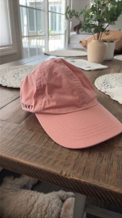 Women’s pink hat