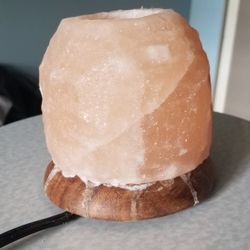 Himalayan salt Lamp 4×4