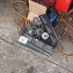 New box of coil / roofing nails
