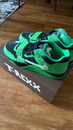 Travis Scott green spark size 12