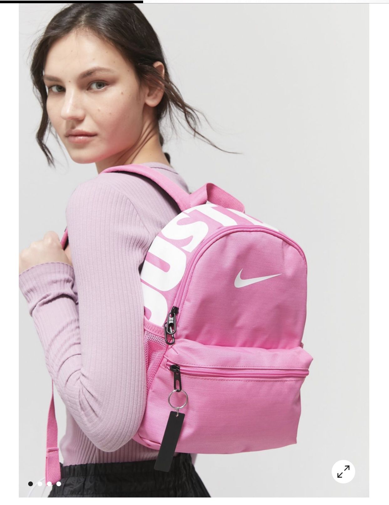 Nike mini backpack 🎒 so cute & Convenient! To take hiking or just to show off🥳💕👍🏼 “just do it “ word written on it