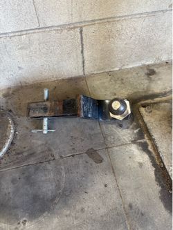 Tow hitch with 2inch ball