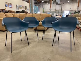 Navy Blue Tub Dining Chair (Set of 4)