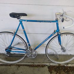 Large Schwinn Super Letour road bike