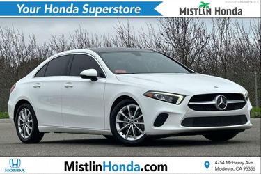 2020 Mercedes-Benz A 220