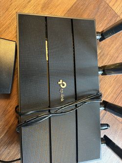 TP link Archer C80 WiFi router
