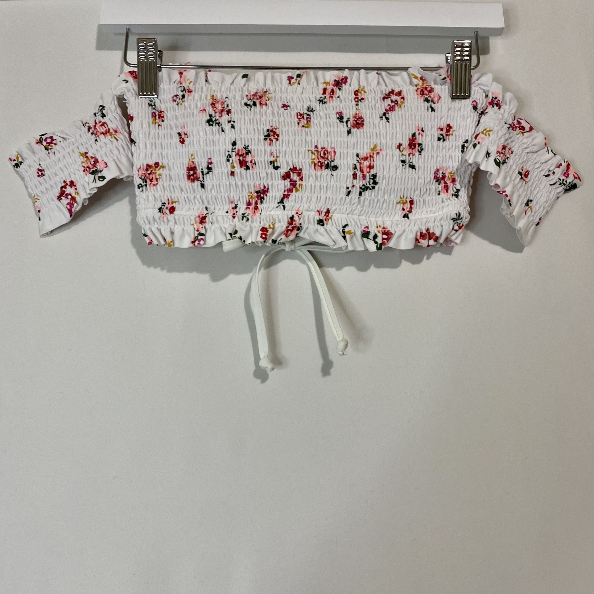 Xhilaration Women’s Floral Bandeau Smocked Swim Suit Top White Size Medium NWT