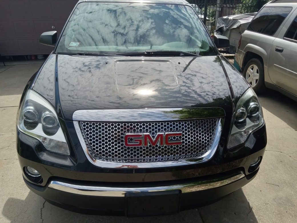 2012 GMC Acadia