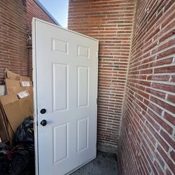 pre-hing exterior door