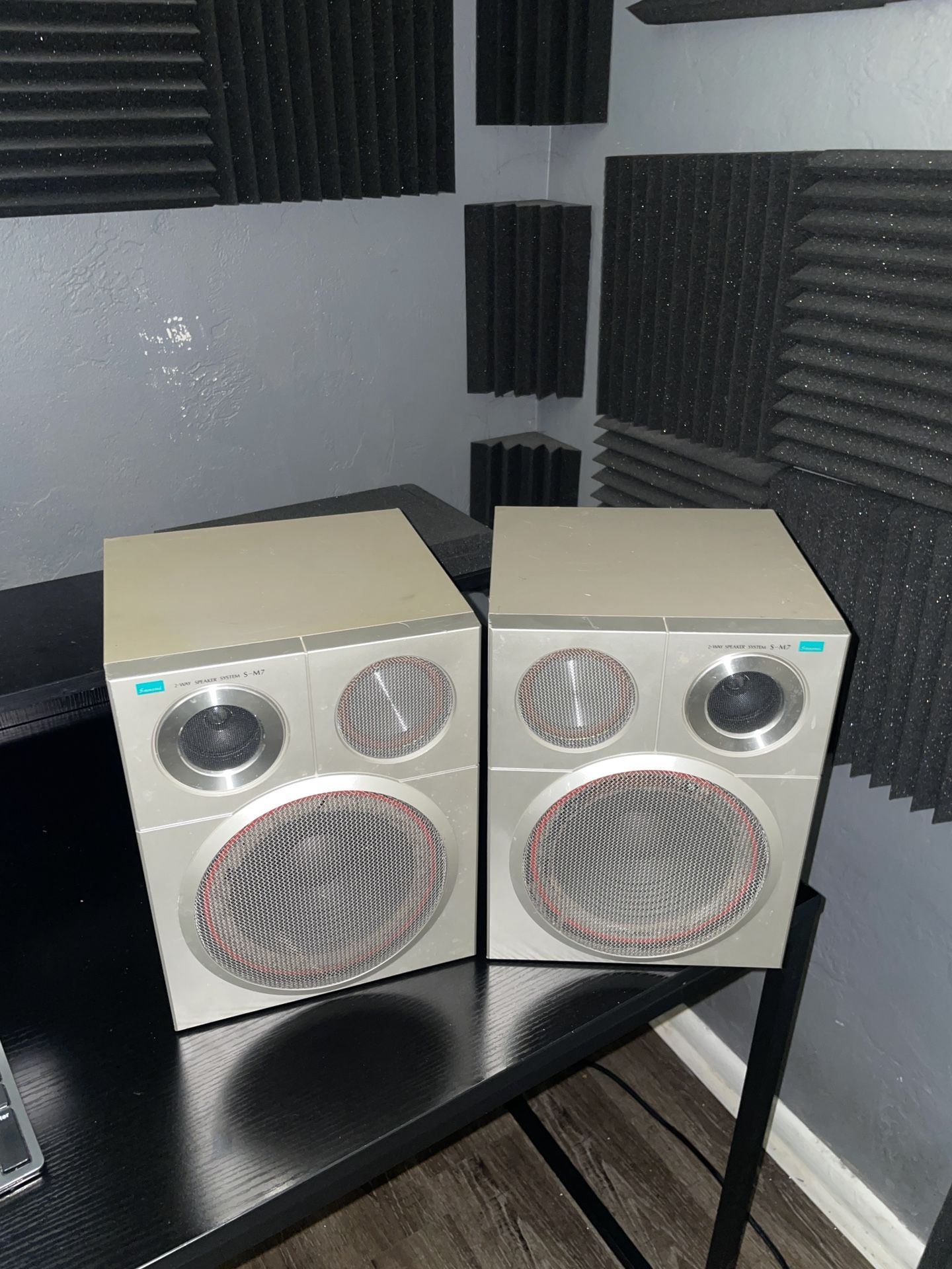 Sansui 3 Way Speaker System S-M7 40w each Vintage 1980