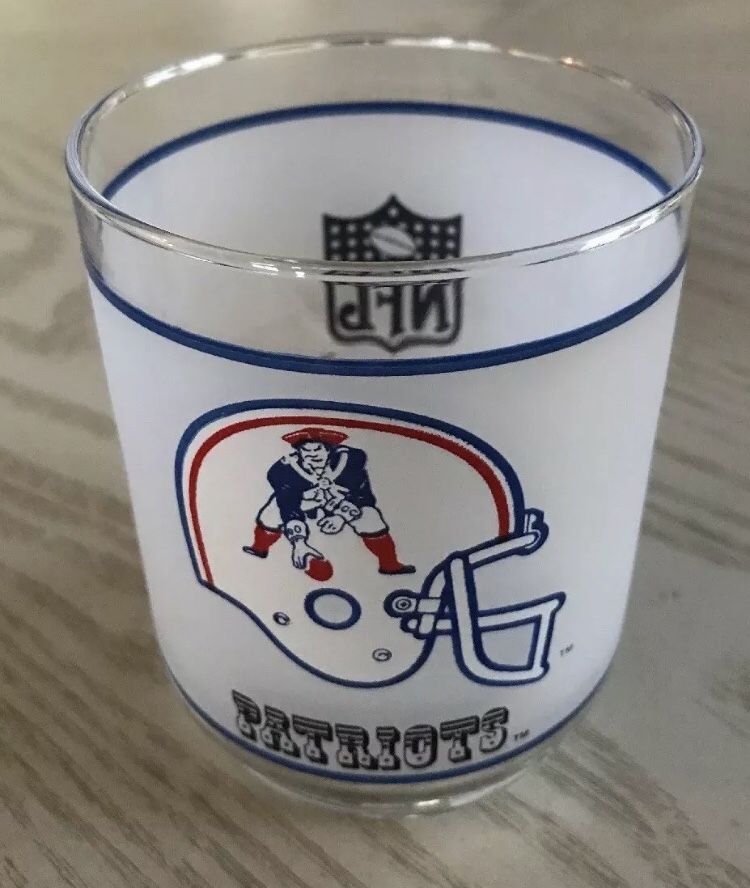 New England Patriots NFL Vintage Mobil Drinking Glass Frosted