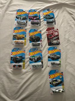 10 hot wheels 1 some opened with box