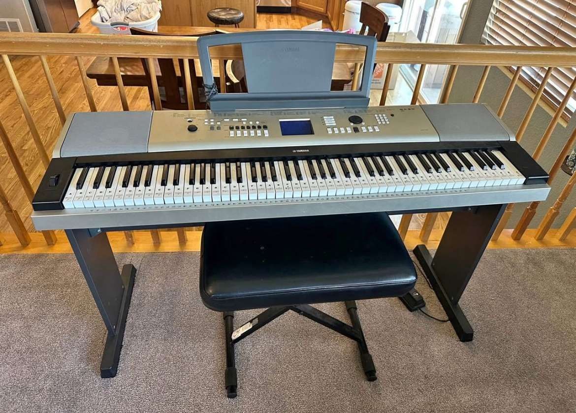 Yamaha-YPG-625-Digital Piano–88-Weighted-Keys