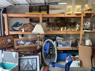 Updated video and pics !!!Last day 10/5 Monday rummage sale / lots Halloween 🎃 costumes