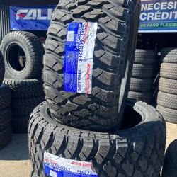 33x12.50/22 Mud Terrain Atlander Set of New Tires Installed and Balanced Llantas nuevas Instaladas y balanceadas