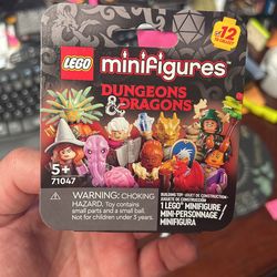 Lego  Aarakocra Ranger 