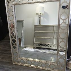 Celine Silver 6 Drawer Dresser
Mirror Dresser 