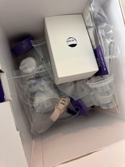 Lansinoh Breast Pump with Accessories